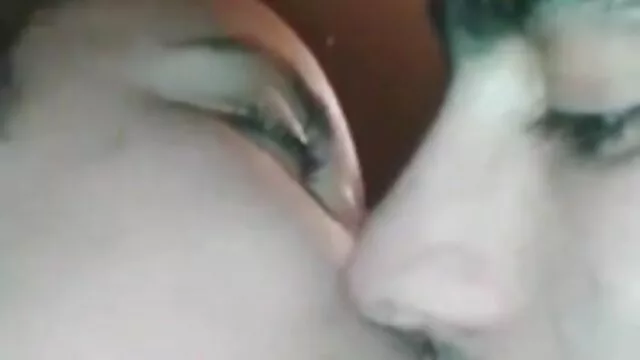 ممتاز :  اثنين من الرجال الانفجار مفلس جبهة مورو الإسلامية للتحرير مما يجعلها سكس جنس مترجم تعاني اختراق مزدوج الكبار أفلام سكس 