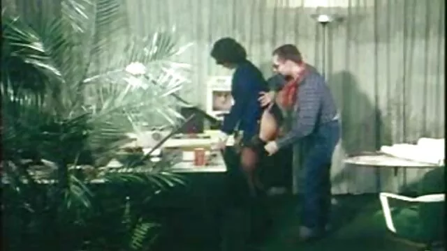ممتاز :  اثنين افلام سكس محارم تركي غريب السحاقيات تحتجز وتقبيل بعضهم البعض على الأوراق الكبار أفلام سكس 